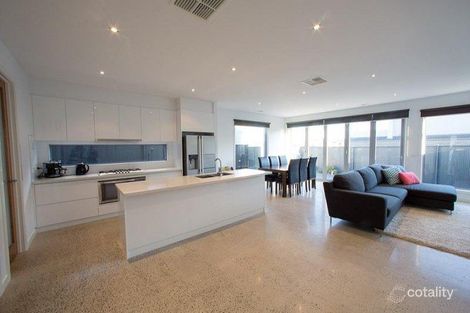 Property photo of 6 Bay Street Caroline Springs VIC 3023
