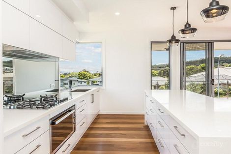 Property photo of 130 Ridgeview Street Carindale QLD 4152