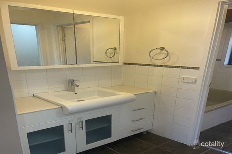 Property photo of 18 Wallarah Street Surfside NSW 2536