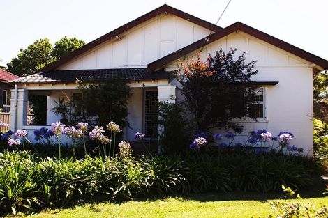 8 Strathallen Ave, Northbridge, NSW 2063