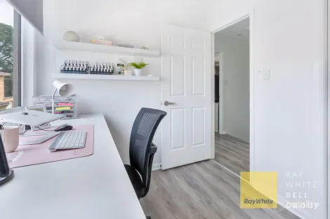 Property photo of 2/152-154 Frank Street Labrador QLD 4215