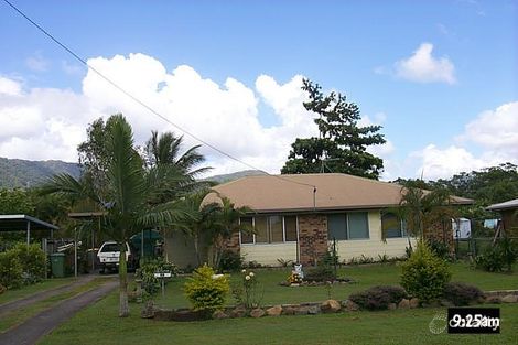 11 Burton Cl, White Rock, QLD 4868