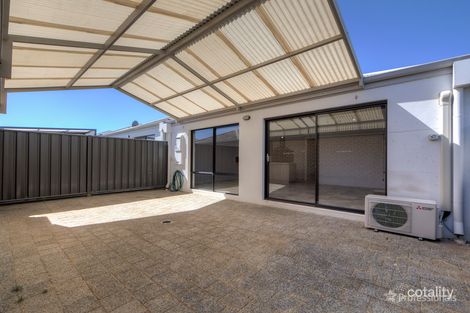 Property photo of 33 Sawtooth Bend Banksia Grove WA 6031