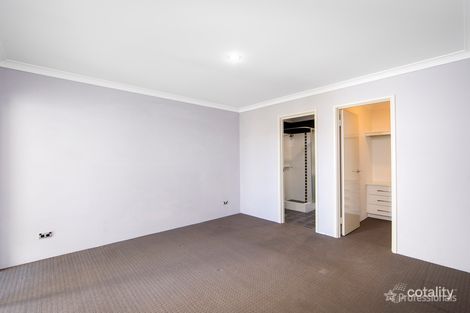 Property photo of 33 Sawtooth Bend Banksia Grove WA 6031