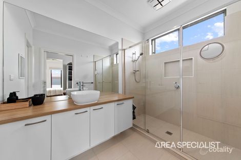 Property photo of 22 Summerhill Drive Pakenham VIC 3810