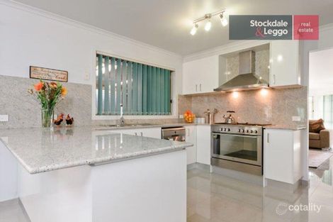 Property photo of 9 Hammond Place Roxburgh Park VIC 3064