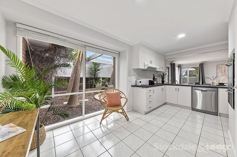 Property photo of 9 Lansell Drive Cranbourne North VIC 3977