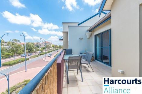 Property photo of 43/164 Lakeside Drive Joondalup WA 6027