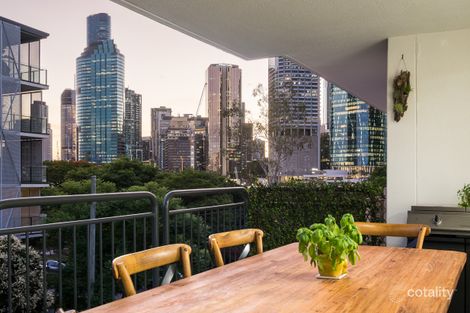 Property photo of 214/19 Wicklow Street Kangaroo Point QLD 4169