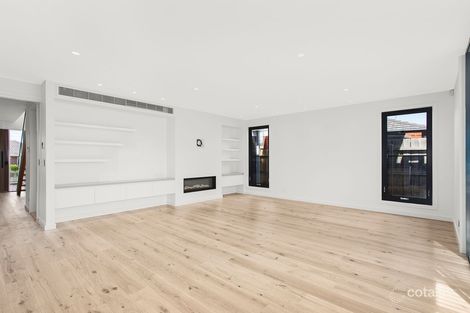 Property photo of 9A Brett Court Cheltenham VIC 3192