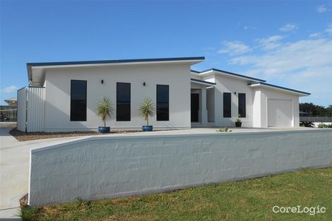 Property photo of 23 Carla Drive Innes Park QLD 4670