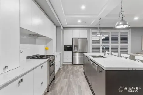 Property photo of 41 Summerstone Place Maudsland QLD 4210