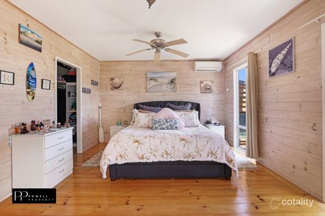 Property photo of 89 Sea Esplanade Burnett Heads QLD 4670