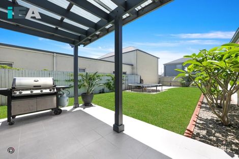 Property photo of 19 Broughton Avenue Tullimbar NSW 2527