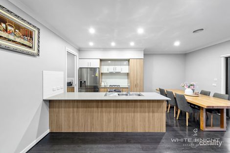 Property photo of 54 Fulham Crescent Thornhill Park VIC 3335