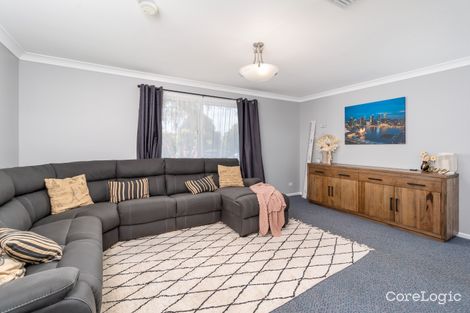 Property photo of 73 Grevillea Crescent Lake Albert NSW 2650