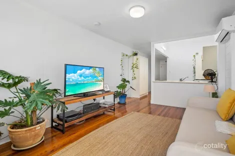 1/110 Mcilwraith Ave, Norman Park, QLD 4170