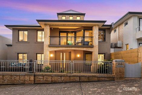 Property photo of 24 Salford Promenade Mindarie WA 6030