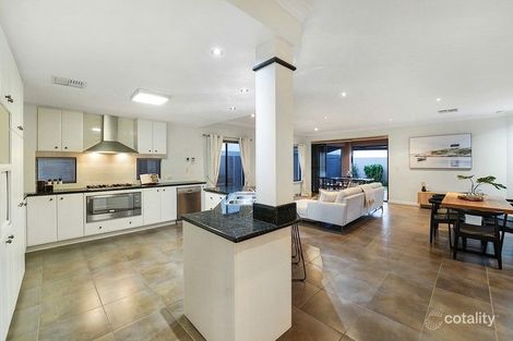Property photo of 24 Salford Promenade Mindarie WA 6030