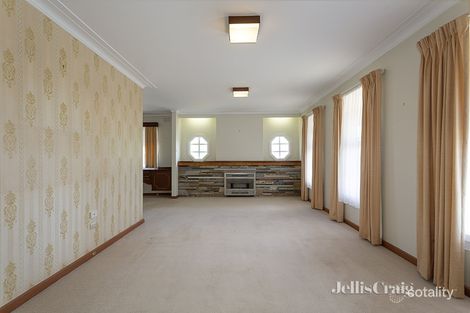 Property photo of 18 Ladd Street Watsonia VIC 3087