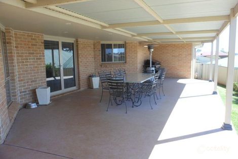 Property photo of 3 Scott Place Young NSW 2594
