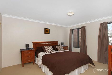 Property photo of 2/15 Araluen Bend Aubin Grove WA 6164