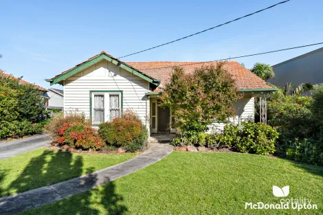 Property photo of 27 Braemar Street Essendon VIC 3040