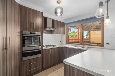 Property photo of 4 Maplewood Court Carrum Downs VIC 3201