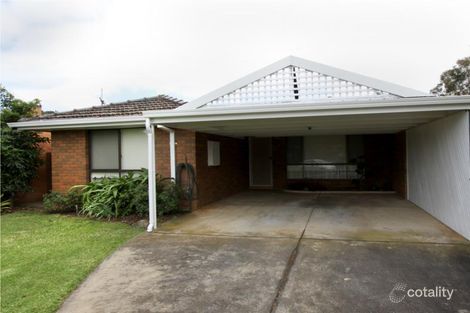 Property photo of 1/2 Kiely Avenue Werribee VIC 3030