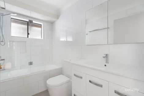 Property photo of 9 Riverleigh Place Loganholme QLD 4129