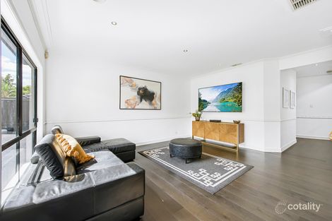 Property photo of 2 Hart Place Taylors Lakes VIC 3038