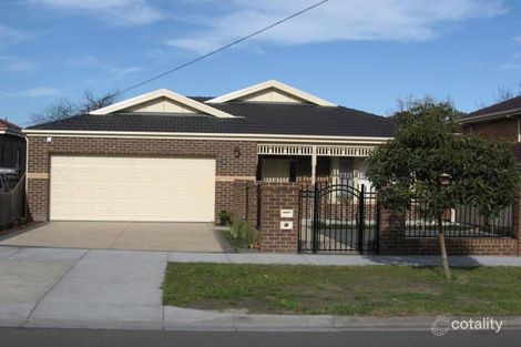 4 Crewe Rd, Hughesdale, VIC 3166