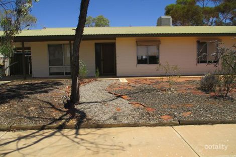 Property photo of 32 Axehead Road Roxby Downs SA 5725