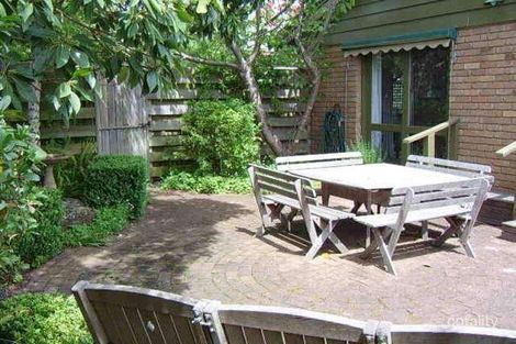 Property photo of 34 Roehampton Crescent Mount Eliza VIC 3930