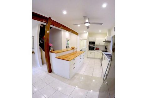 Property photo of 10 Marmindie Street Chapel Hill QLD 4069