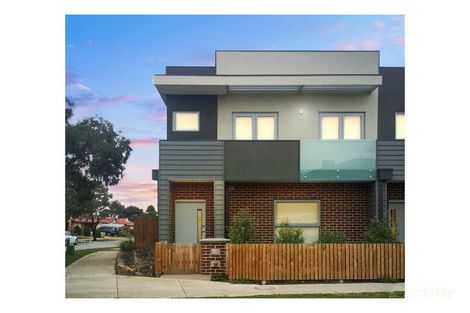 Property photo of 8/10 Murchison Drive Roxburgh Park VIC 3064