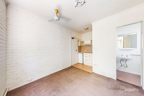 Property photo of 35/25 Redan Street St Kilda VIC 3182