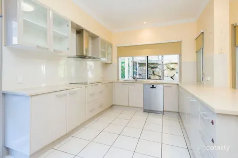 Property photo of 7 Mellum Circuit Pacific Pines QLD 4211