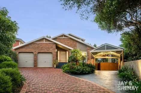 6 Wakefield Rise, Endeavour Hills, VIC 3802