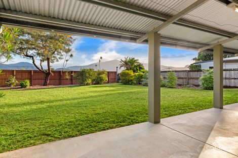 7 Banksia Cl, Holloways Beach, QLD 4878