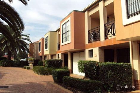 10 Stirling St, East Toowoomba, QLD 4350