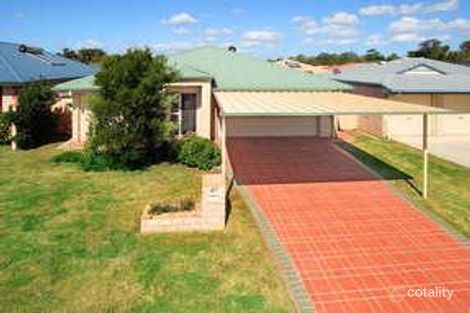 27 Macadamia St, Wynnum West, QLD 4178