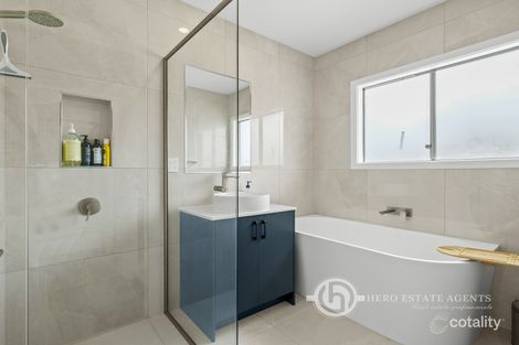Property photo of 14 Kestrel Court Bellbird Park QLD 4300