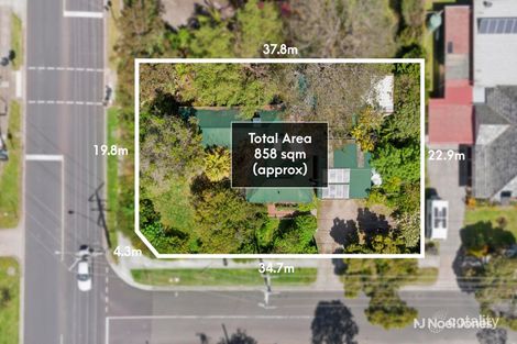 Property photo of 120 Wantirna Road Ringwood VIC 3134
