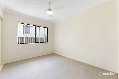 Property photo of 77 Highcrest Circuit Molendinar QLD 4214