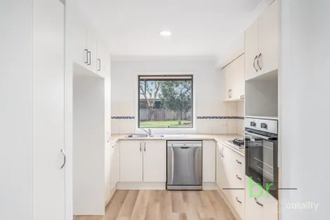 Property photo of 14 Kantara Crescent Lara VIC 3212