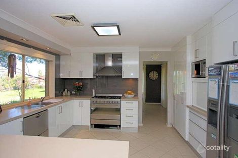 Property photo of 32 Strathalbyn Drive Oatlands NSW 2117