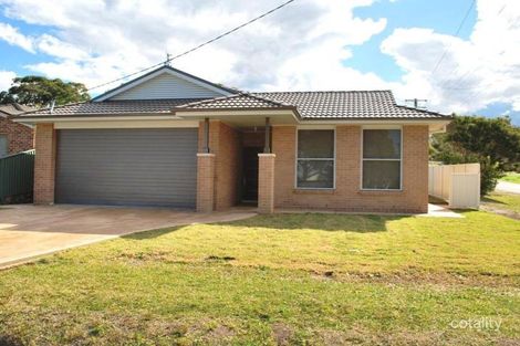 Property photo of 26 Delia Avenue Budgewoi NSW 2262