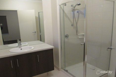 Property photo of 28 Hayton Park Boulevard Cranbourne West VIC 3977