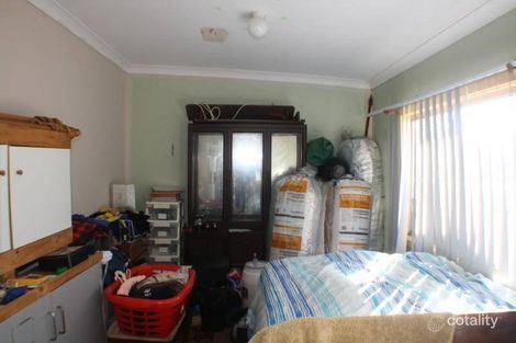 Property photo of 10 Anembo Avenue Summerland Point NSW 2259